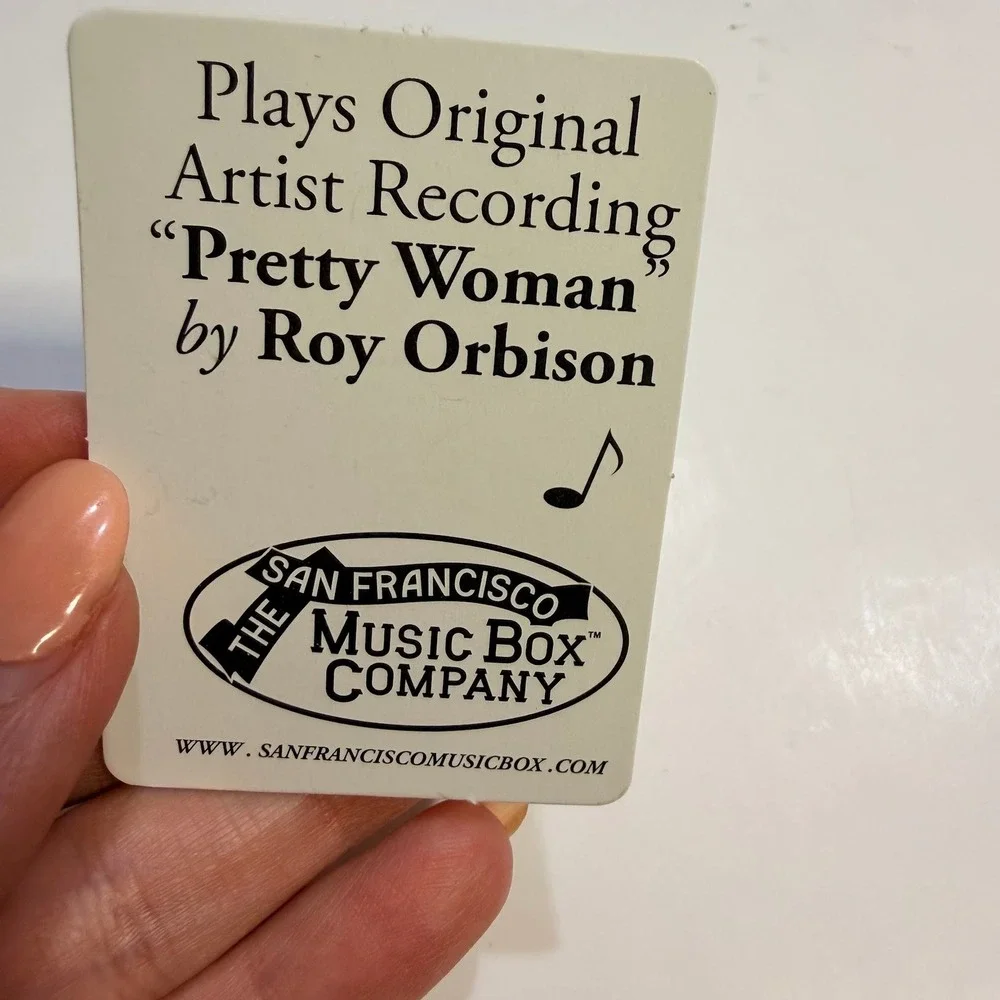 Music Box Co Hummingbird Pretty Woman Roy Orbison Glass Velvet Jewelry Box